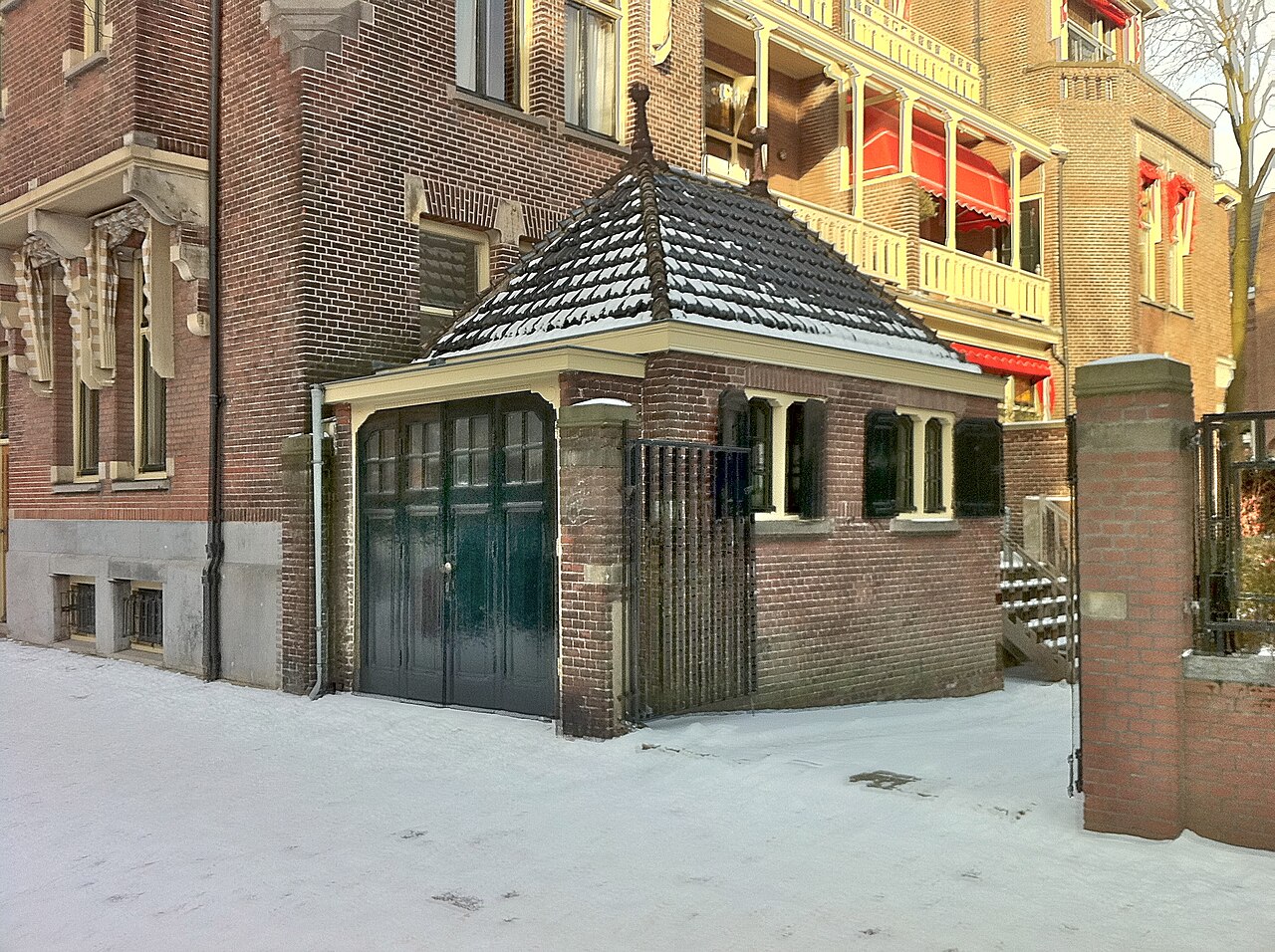 Woonhuis aan de Emmalaan in Amsterdam-Zuid